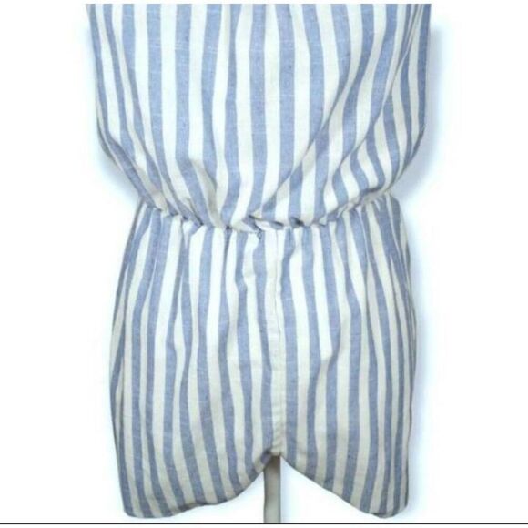 ZAFUL WHITE & BLUE STRIPE HALTER ROMPER SZ.XL EUC. - Picture 3 of 10